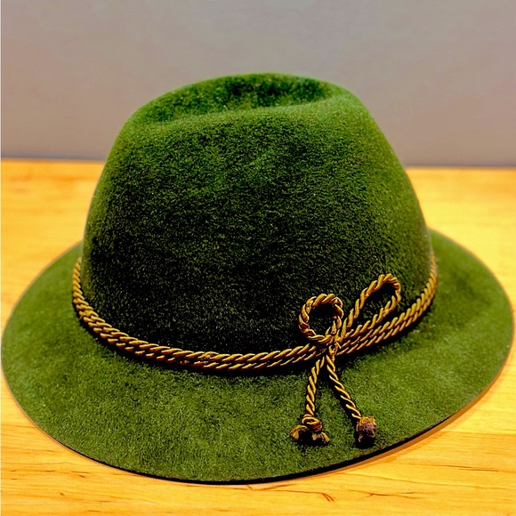Hirmer Traditional Bavarian Hat - Picture 2 of 7